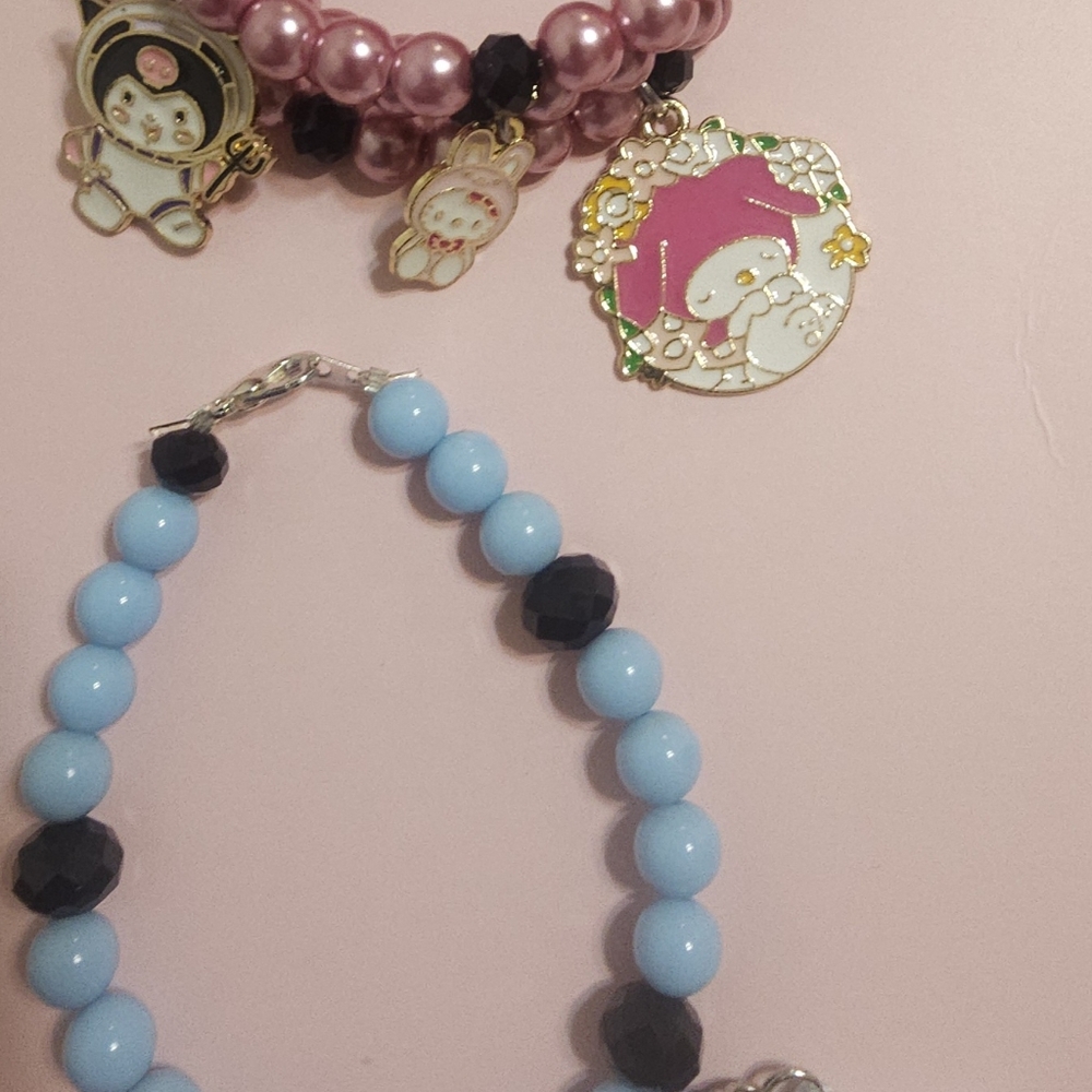 Bracelets - Picture 9 of 9